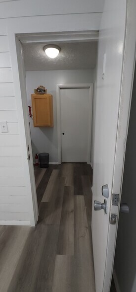 Building Photo - 510 S Clayton St