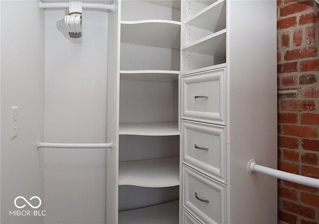 Building Photo - 829 N Pennsylvania St