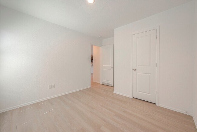 Building Photo - 26714 Wilderye Cv Ln