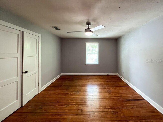 Building Photo - 204 NW 18th St