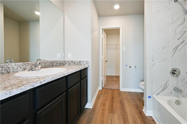 Building Photo - 252 Mount Vernon Way