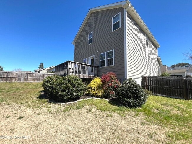 Building Photo - 225 Savannah Garden Dr