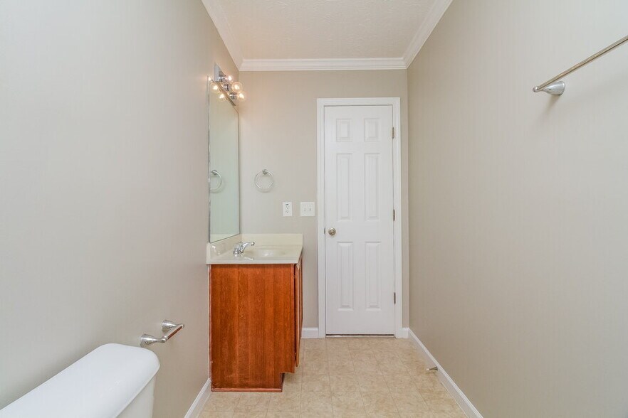 Building Photo - 3406 Almar Knot Dr