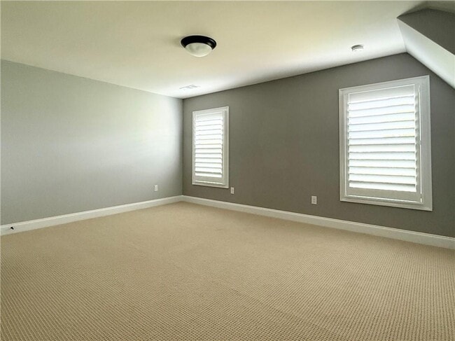 Building Photo - 6220 Bellmoore Park Ln