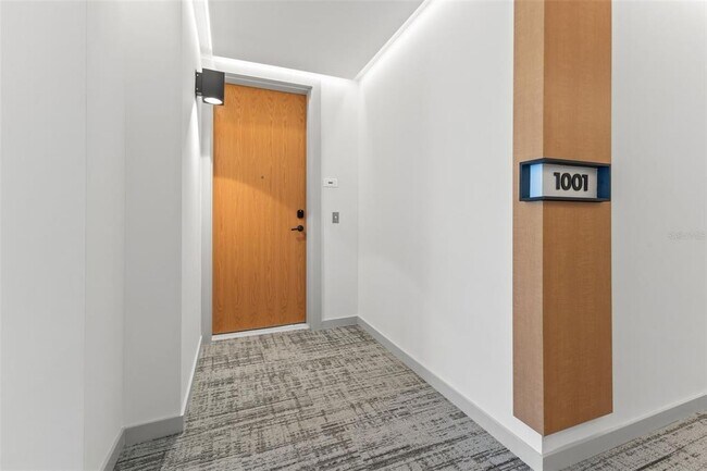 Building Photo - 777 3rd Ave N