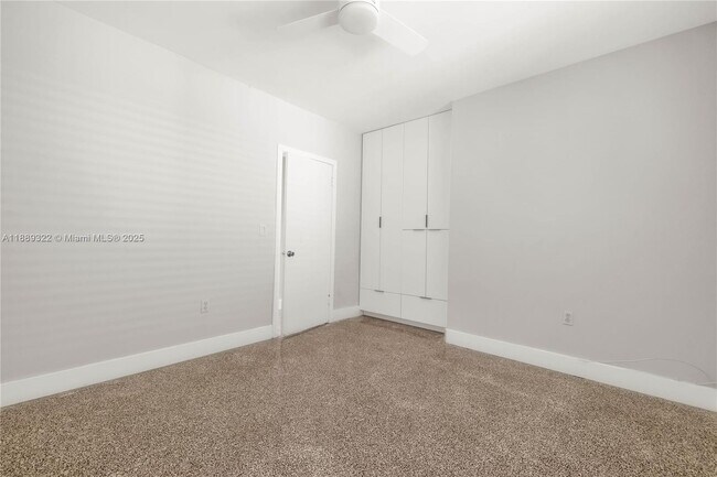 Building Photo - 454 NE 93rd St
