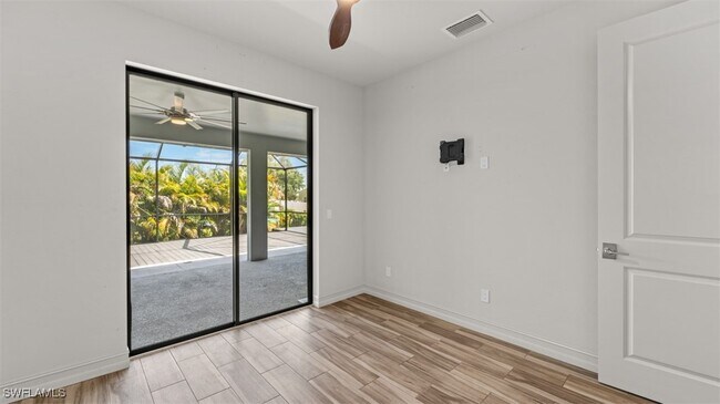 Building Photo - 8720 Cypress Lake Dr