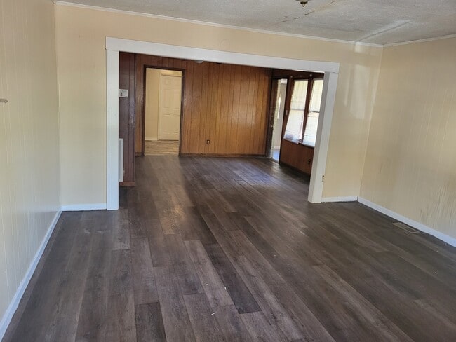 Building Photo - 2423 Wheeless Rd