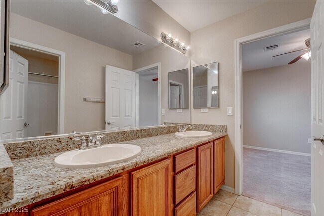 Building Photo - 953 Tafalla Ct