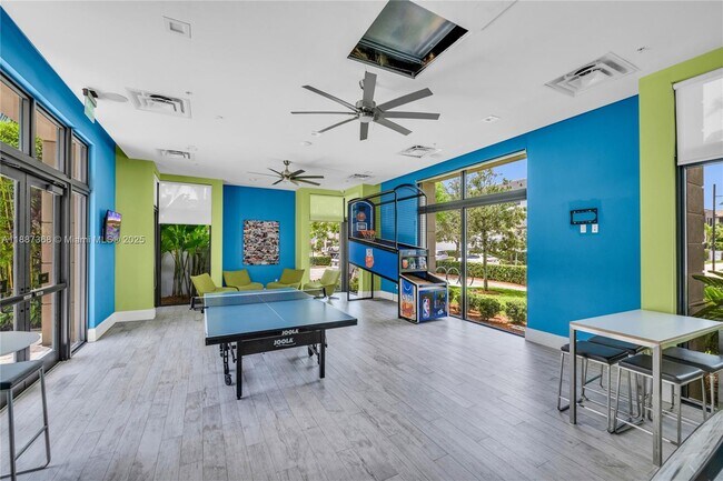 Building Photo - 8217 NW 46th St