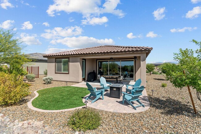 Building Photo - 3021 Prospector Wy