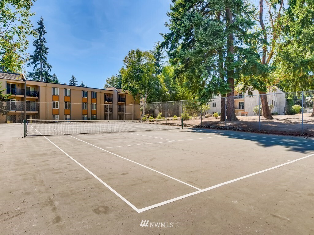 Building Photo - 14650 NE 32nd St