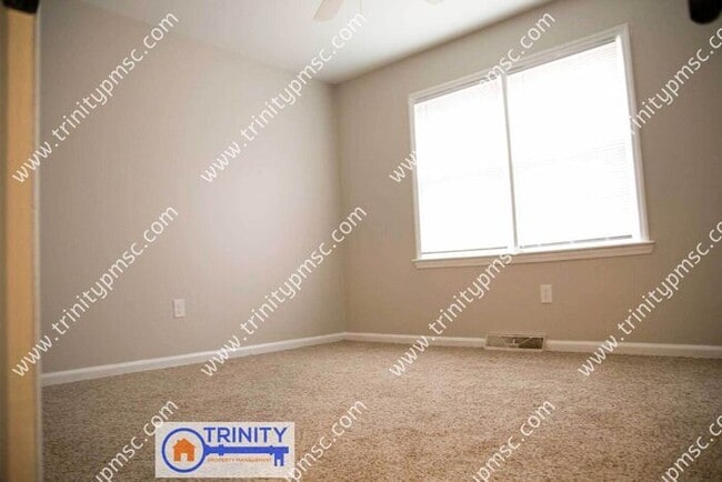 Building Photo - Must See! Beautiful Two Bedroom