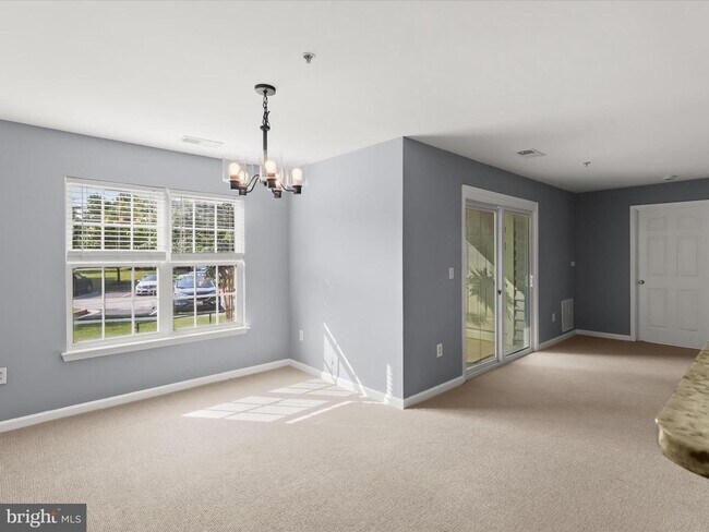 Building Photo - 9150 Gracious End Ct