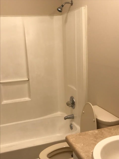bath - 698 Florida Dr