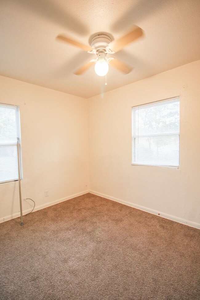 Building Photo - Section 8 Welcome! Amazing Remodeled 4 Bed...