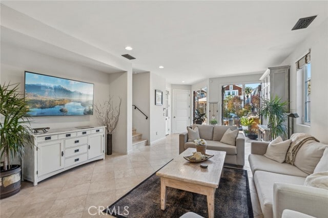 Building Photo - 610 Marigold Ave