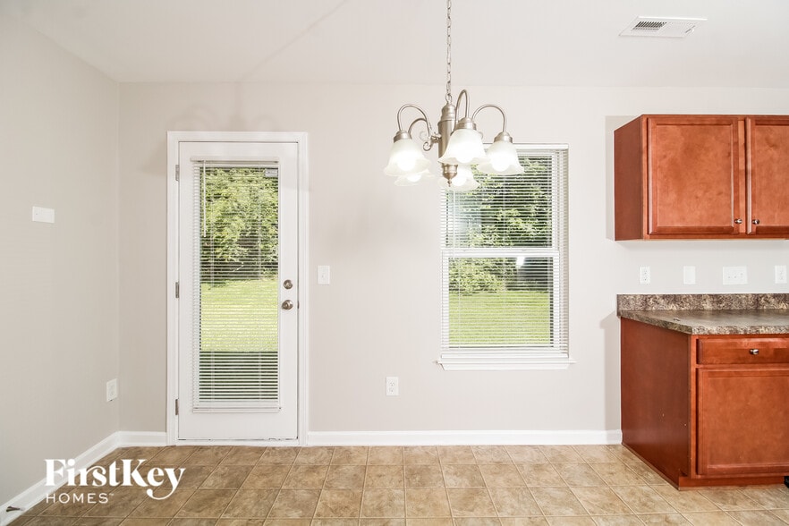 Building Photo - 2322 Deerbrook Forest Ln