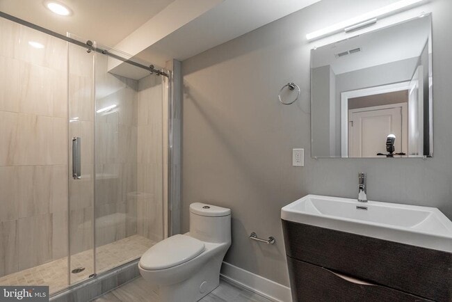 Building Photo - 616 Union St