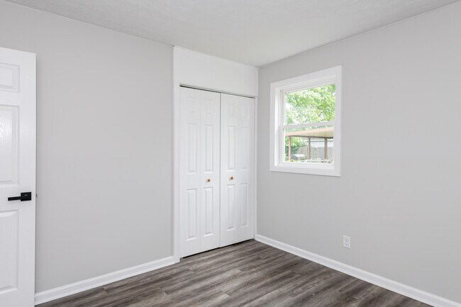 Building Photo - 5347 Haverfield Rd