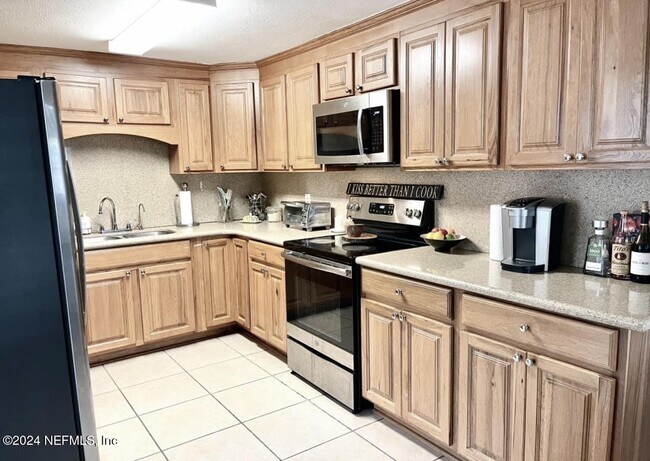 Building Photo - 28541 Trigg Rd