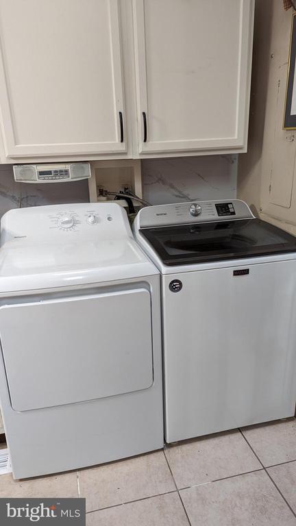 Building Photo - 412 Northwood Cir