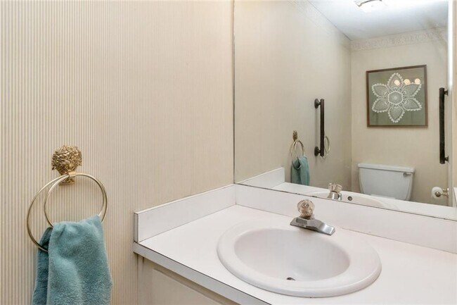 Building Photo - WELCOME TO GEORGETOWN CONDOMINIUMS IN SPRI...