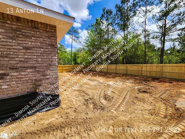 Building Photo - 13 Anton Ln