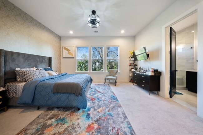 Building Photo - 6130 Campos Dr