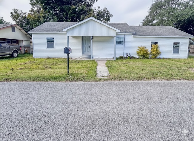 Primary Photo - 415 Ave C