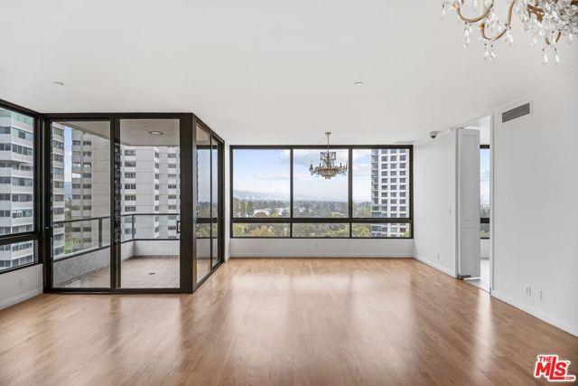 Building Photo - 10350 Wilshire Blvd