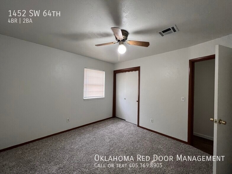 Building Photo - 1452 SW 64th St