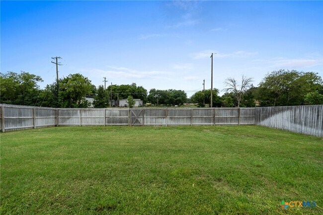 Building Photo - 2550 Belle Hubbard Trl