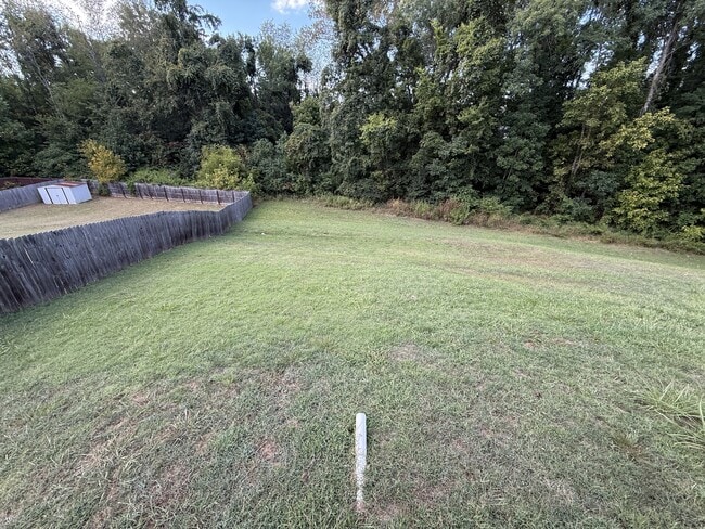 Building Photo - 113 Grassmire Dr