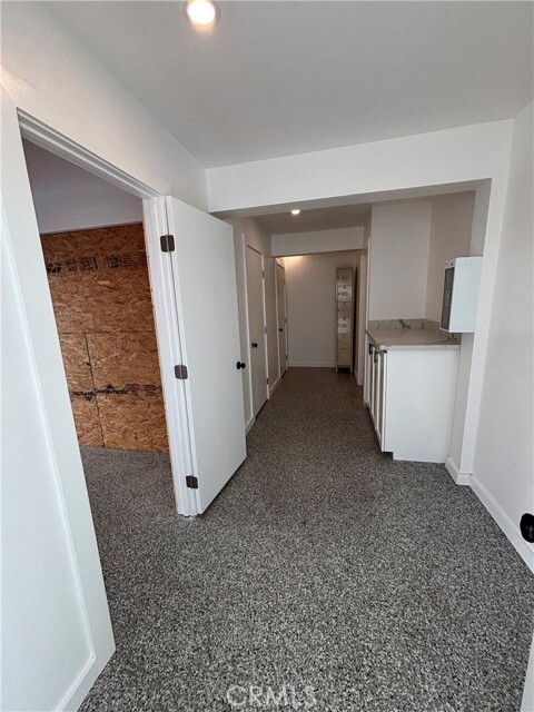 Building Photo - 428 Monterey Ln