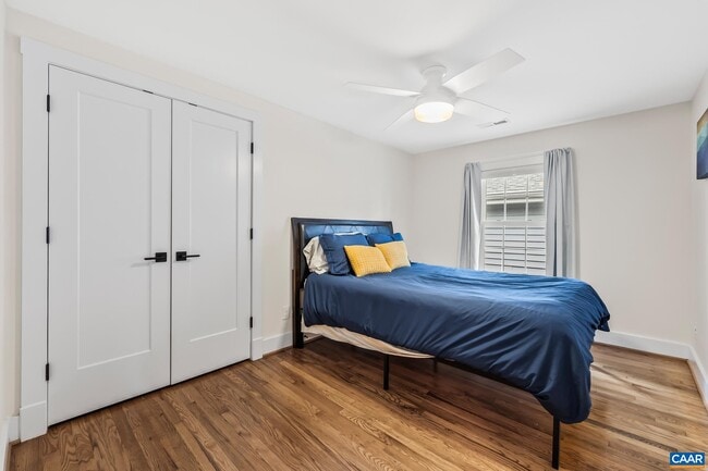 Building Photo - 903 Charlton Ave