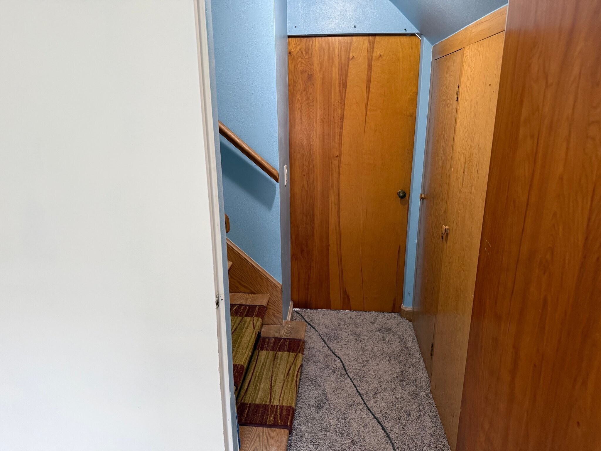 Building Photo - 716 W Bell Ave