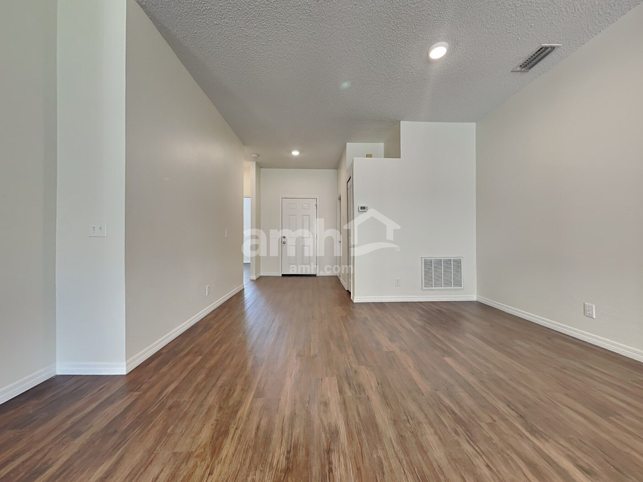 Building Photo - 12727 Westwood Lakes Blvd