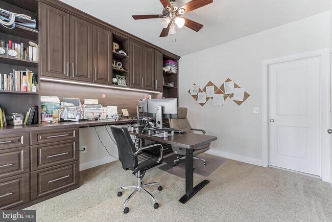 Building Photo - 22507 Bowens Wharf Pl