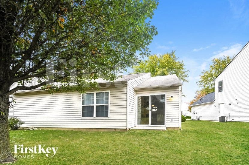 Building Photo - 6738 Wimbledon Dr