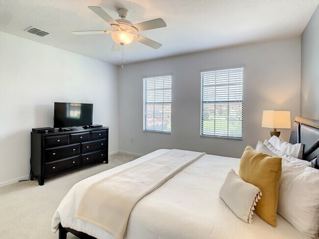 Building Photo - 2533 Rosemont Cir