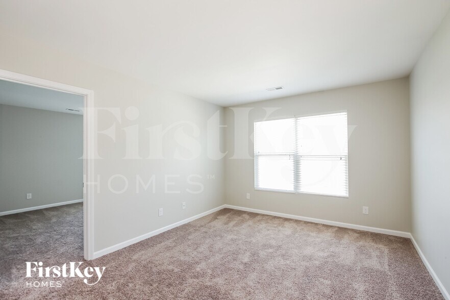 Building Photo - 12429 Bending Branch Rd