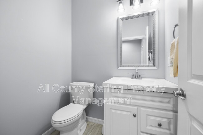 Building Photo - 4089 NW River Sebastian Ln