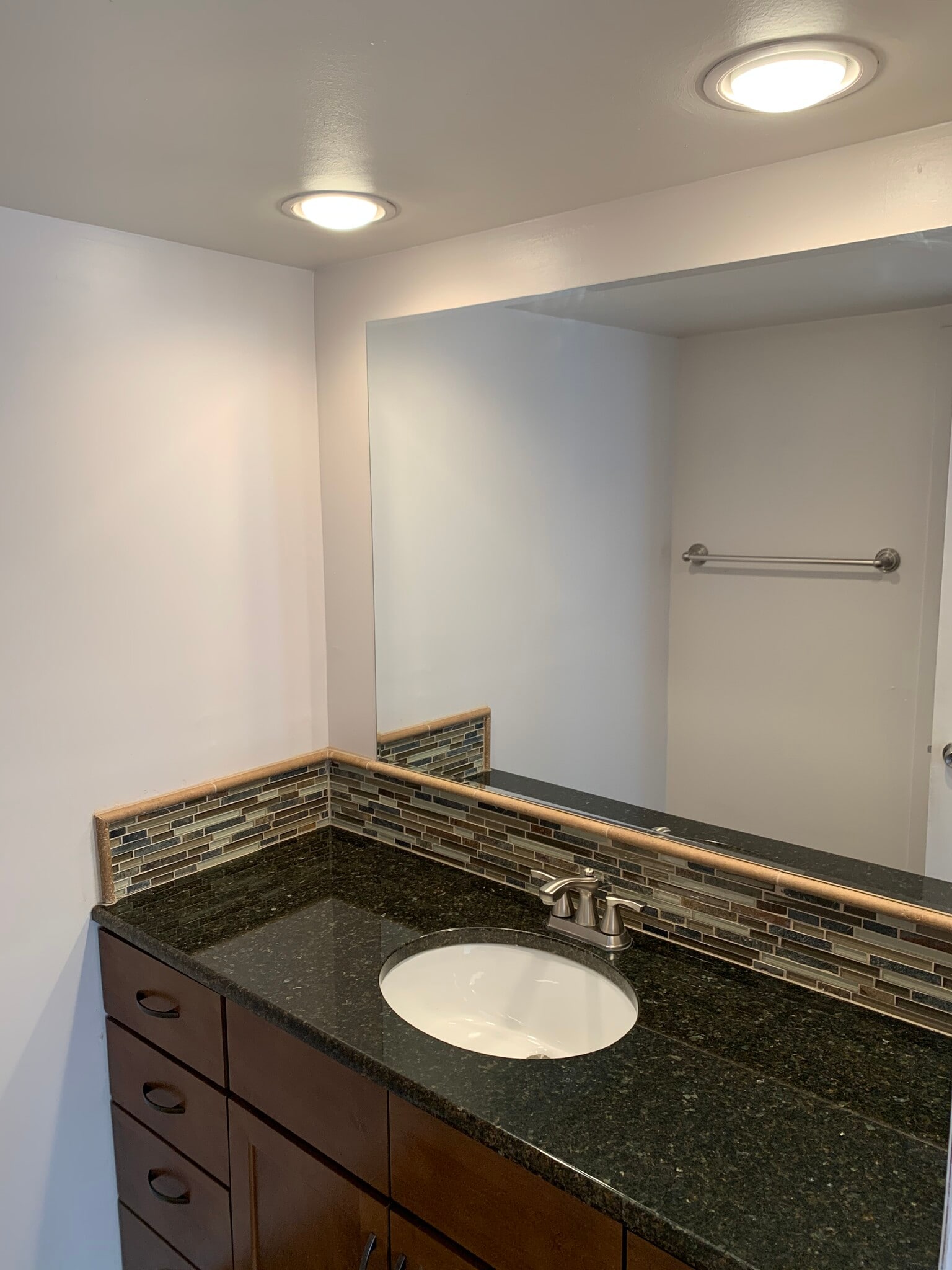 Granite counters - 790 N Washington St