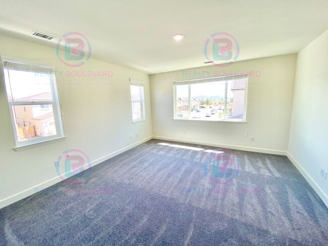Building Photo - 1127 Winter Hawk Wy