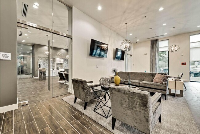 Building Photo - 101 S Center St