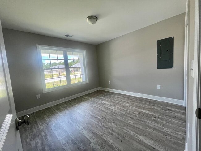 Building Photo - 3124 Belgrove Ln