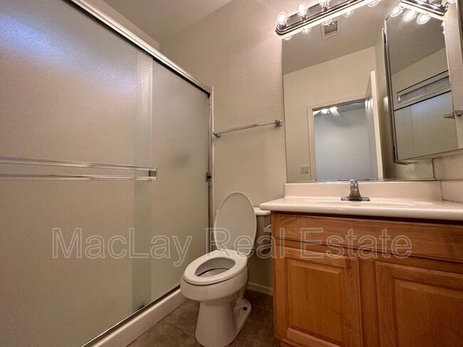 Building Photo - 7847 E Portobello Ave