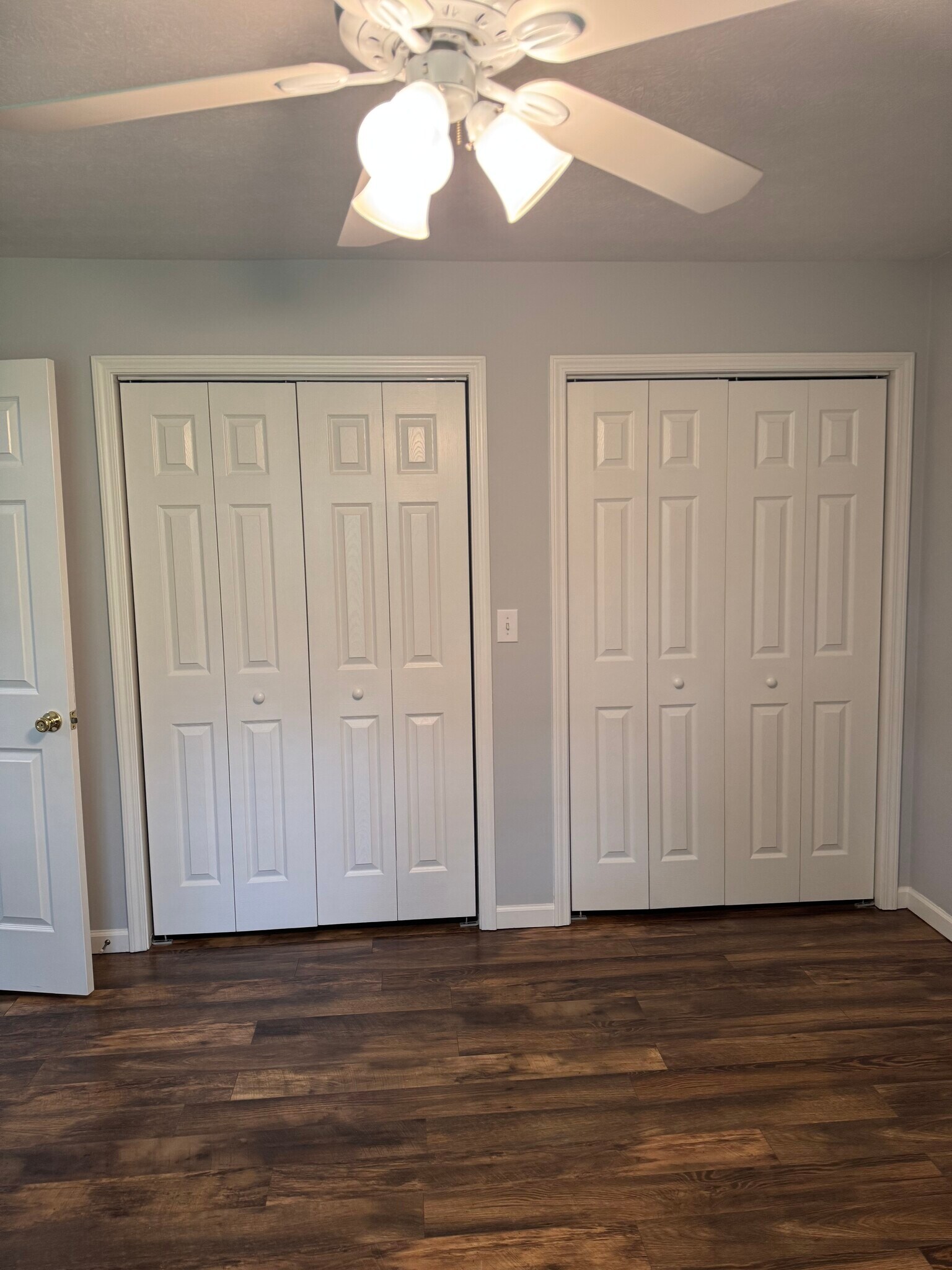 Closets - 320 Chilhowee School Rd