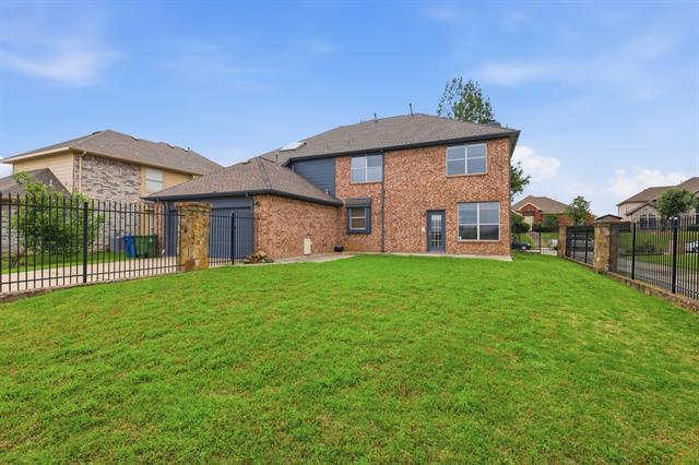 Building Photo - 3705 Menard Dr